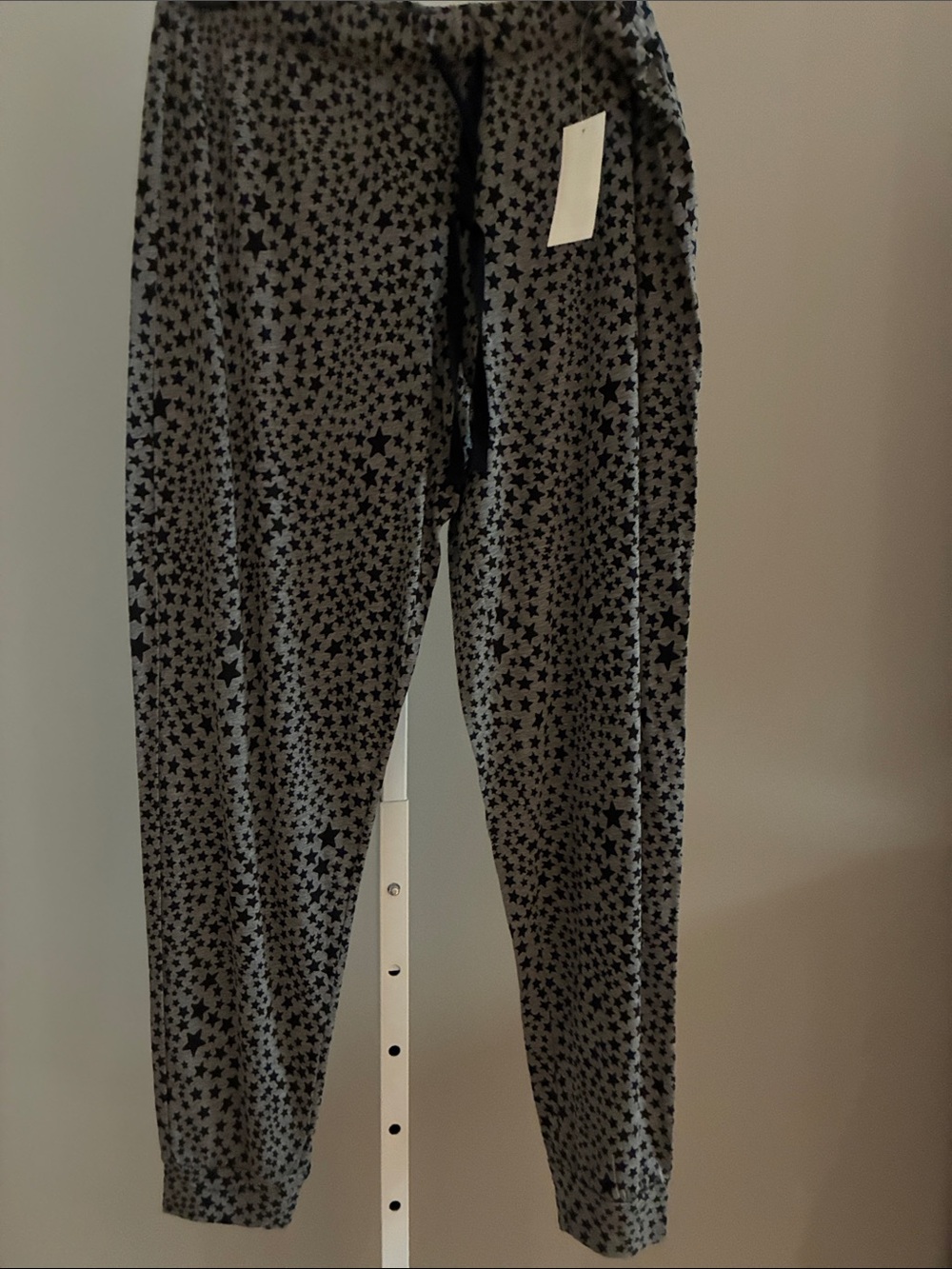 Jenni Gray Star-Print Pajama Jogger with Black Top